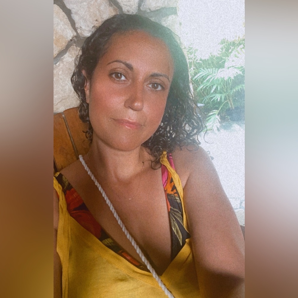 Meet your Posher, Desiree